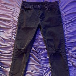 Asos skinny ripped jeans in black cropped.